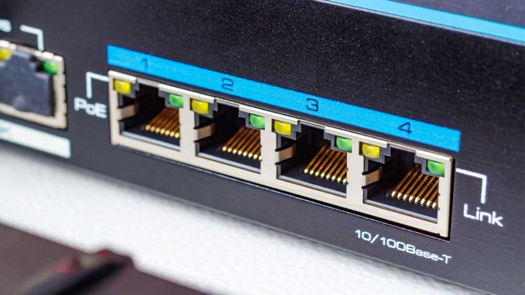 poe-interfaces-1024x576.jpg (86 KB)